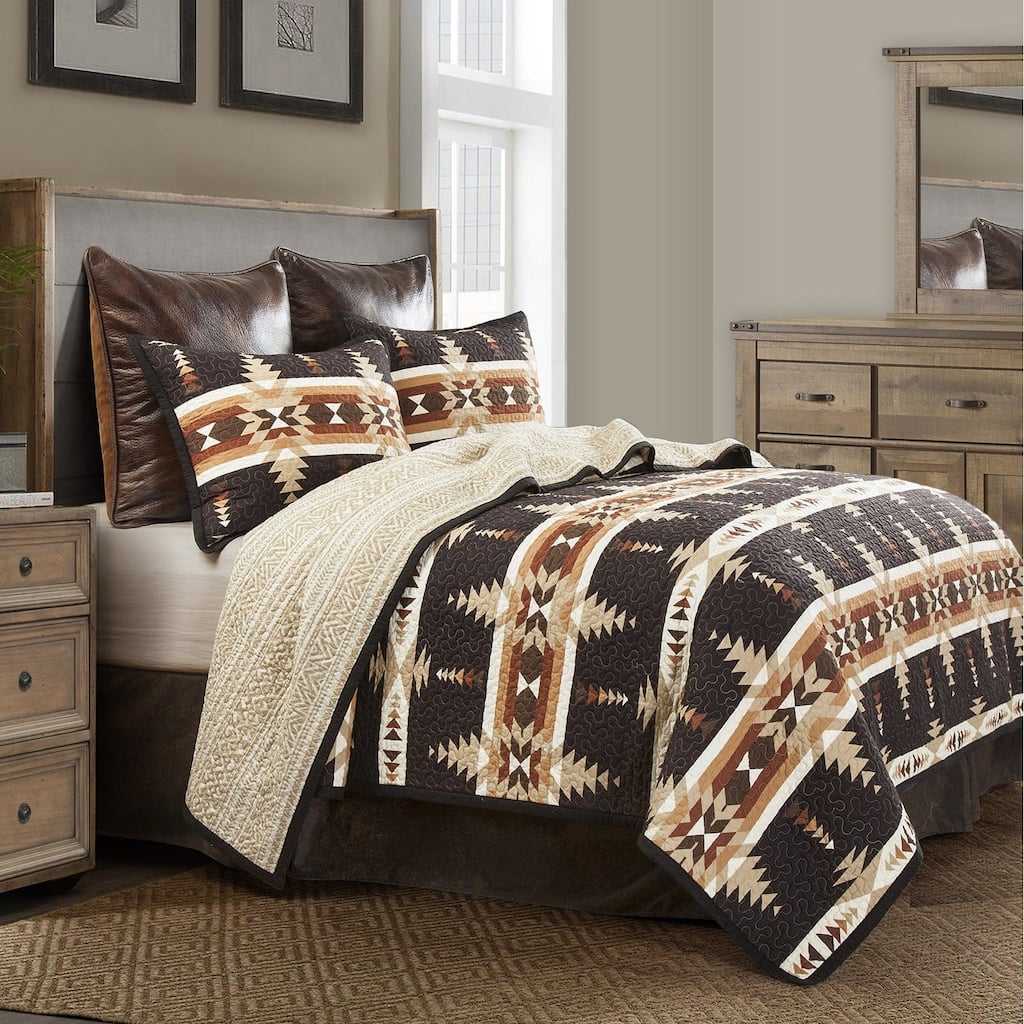 Paseo Road Yosemite Southwestern Aztec Bedding 3 Piece Reversible Quilt Set with Pillow Shams