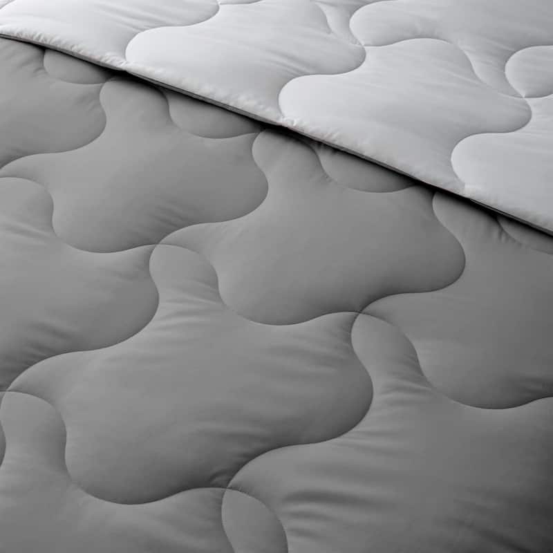 Lightweight Reversible Down Alternative Comforter Set