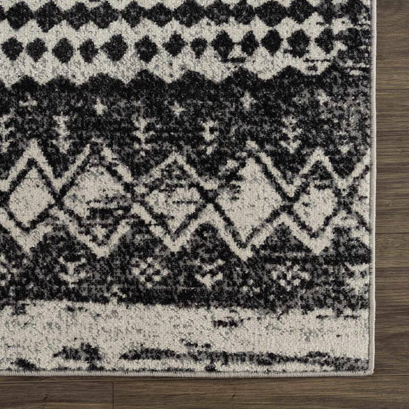 Hauteloom Lyssons Hallway, Kitchen Machine Washable Runner Rug - Black, Gray, Light Gray - 2'7" x 7'3"