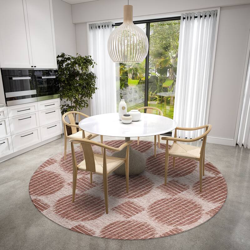 Indoor/ Outdoor Yuma Circles Washable Rug - 8' x 8' - Brown
