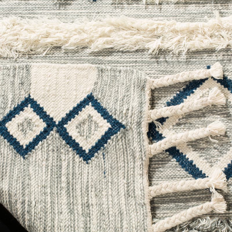 SAFAVIEH Hand-knotted Kenya Alki Southwestern Tribal Wool Rug