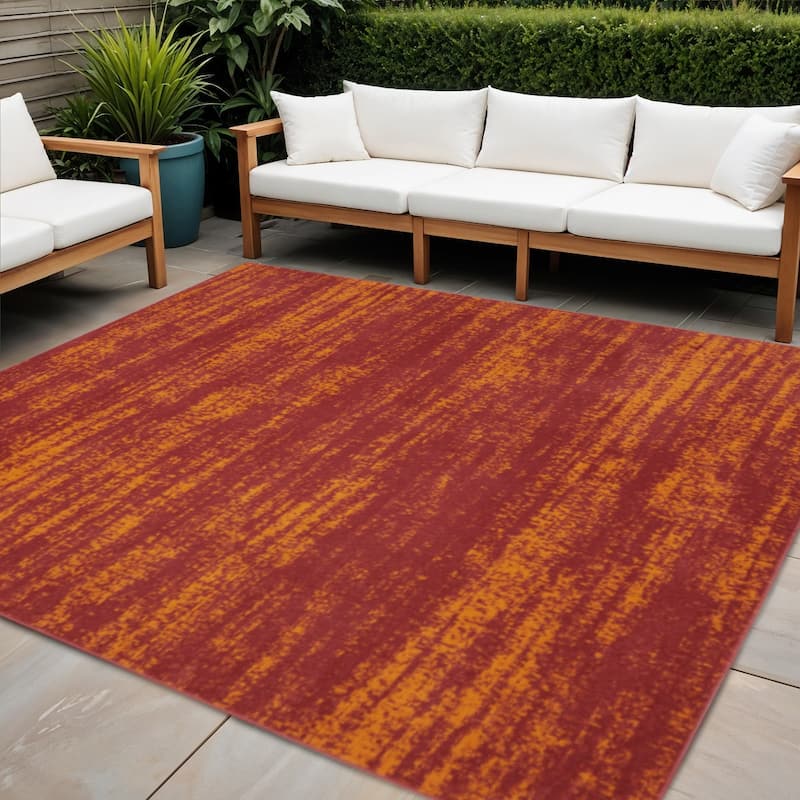 HomeRoots Abstract Contemporary Square Outdoor Rug - 5' Square - Orange/Red - 5' Square