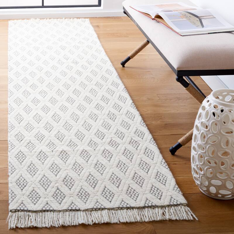 SAFAVIEH Handmade Natura Tifany Wool Rug - 2'3" x 9' Runner - Ivory/Grey