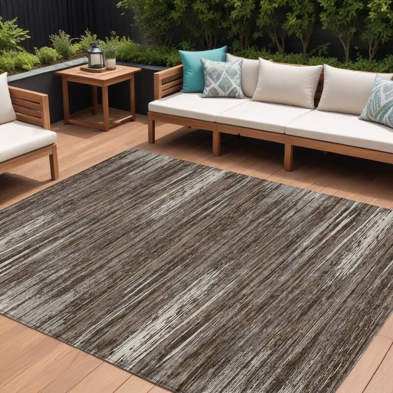HomeRoots Striped Transitional Rectangle Outdoor Rug - 10' X 14'