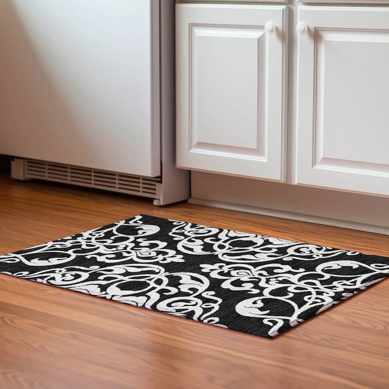 Premium Washable Super Soft Traditional Prince Mayfield Rug - Black - 1'8" x 2'6"