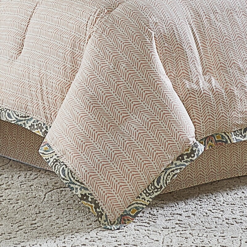 Waverly Artisanal 4 Piece Comforter Set - Queen