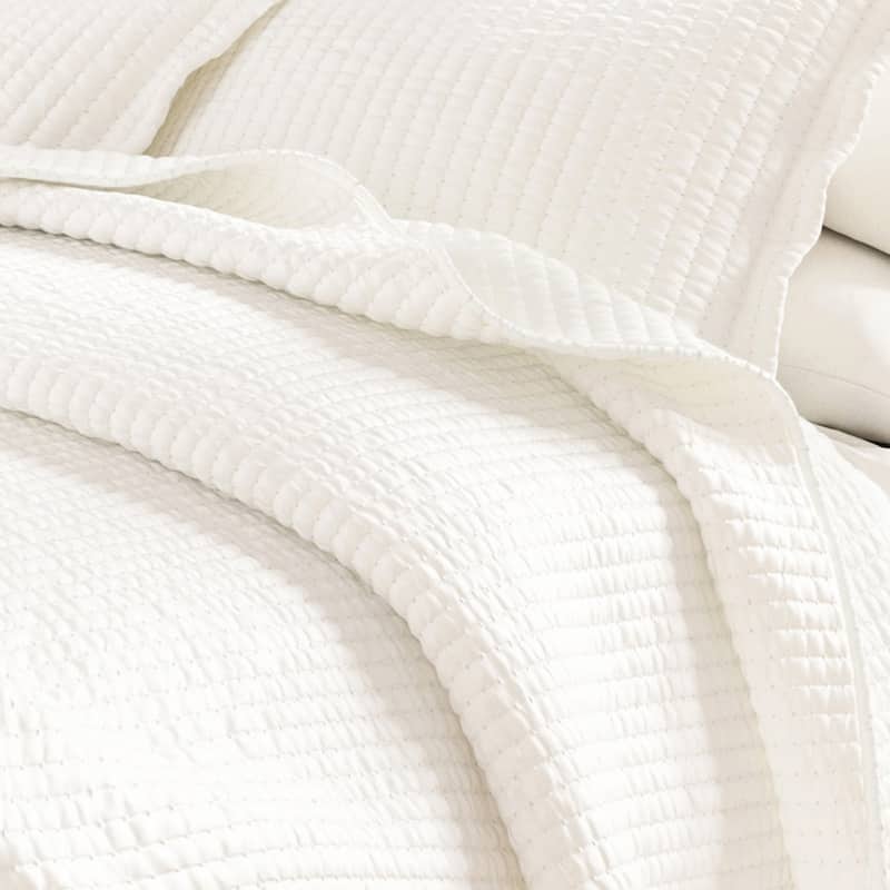 Linery & Co. Detailed Channel Stitch Quilt Set With Shams.