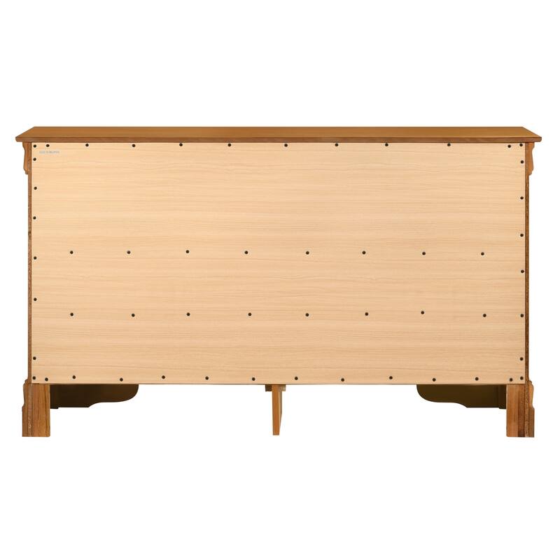 Traditional Style Dresser with 6 Drawers