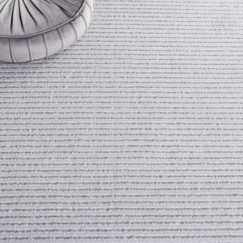 SAFAVIEH Whisper Dismo Modern Stripe Rug