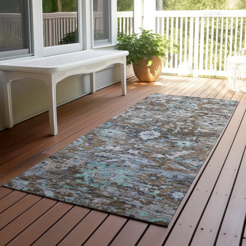 Machine Washable Indoor/ Outdoor Vintage Traditional Chantille Rug - Mocha - 2'3" x 7'6"