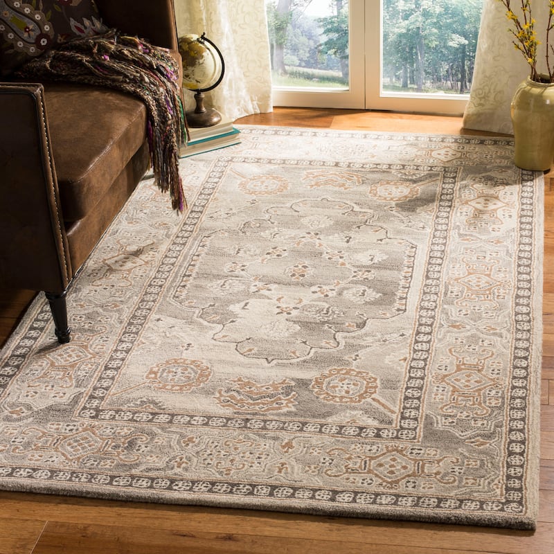 SAFAVIEH Handmade Wyndham Yaeko Modern Wool Rug - 8' x 10' - Light Grey