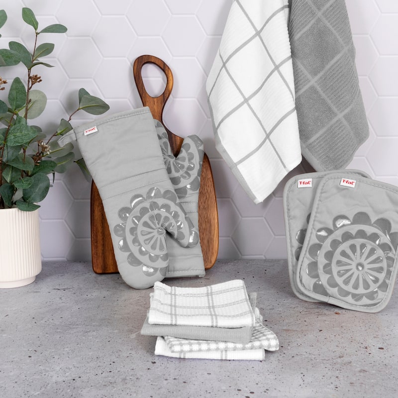 T-fal Complete Collection, 7-Piece Kitchen Gift Set