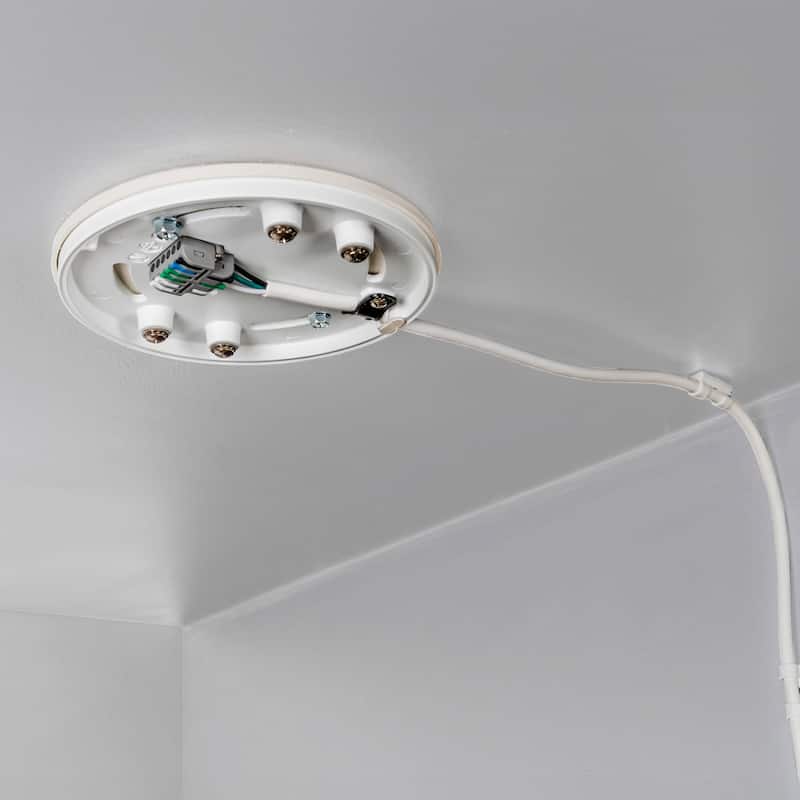 Hunter Plug-In Ceiling Fan Universal Mounting System - Indoor/Outdoor Mount – Mount Anywhere – Wet Rated - White