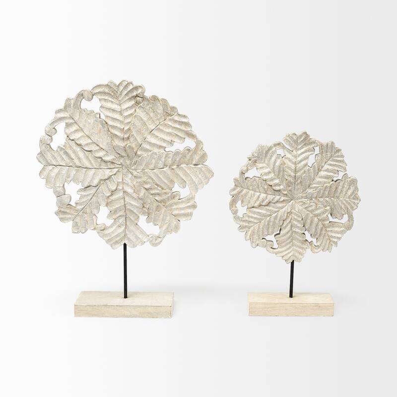 HomeRoots Petite Wood And Metal Floral Decor Piece