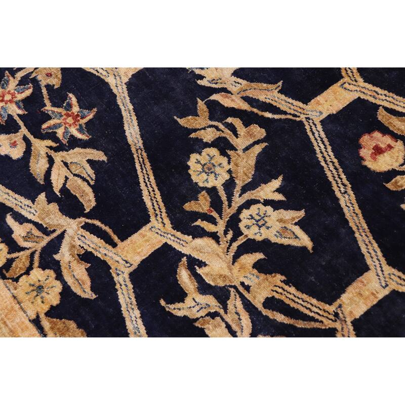 Hexagonal Trellis Floral Hand-Knotted Wool Area Rug