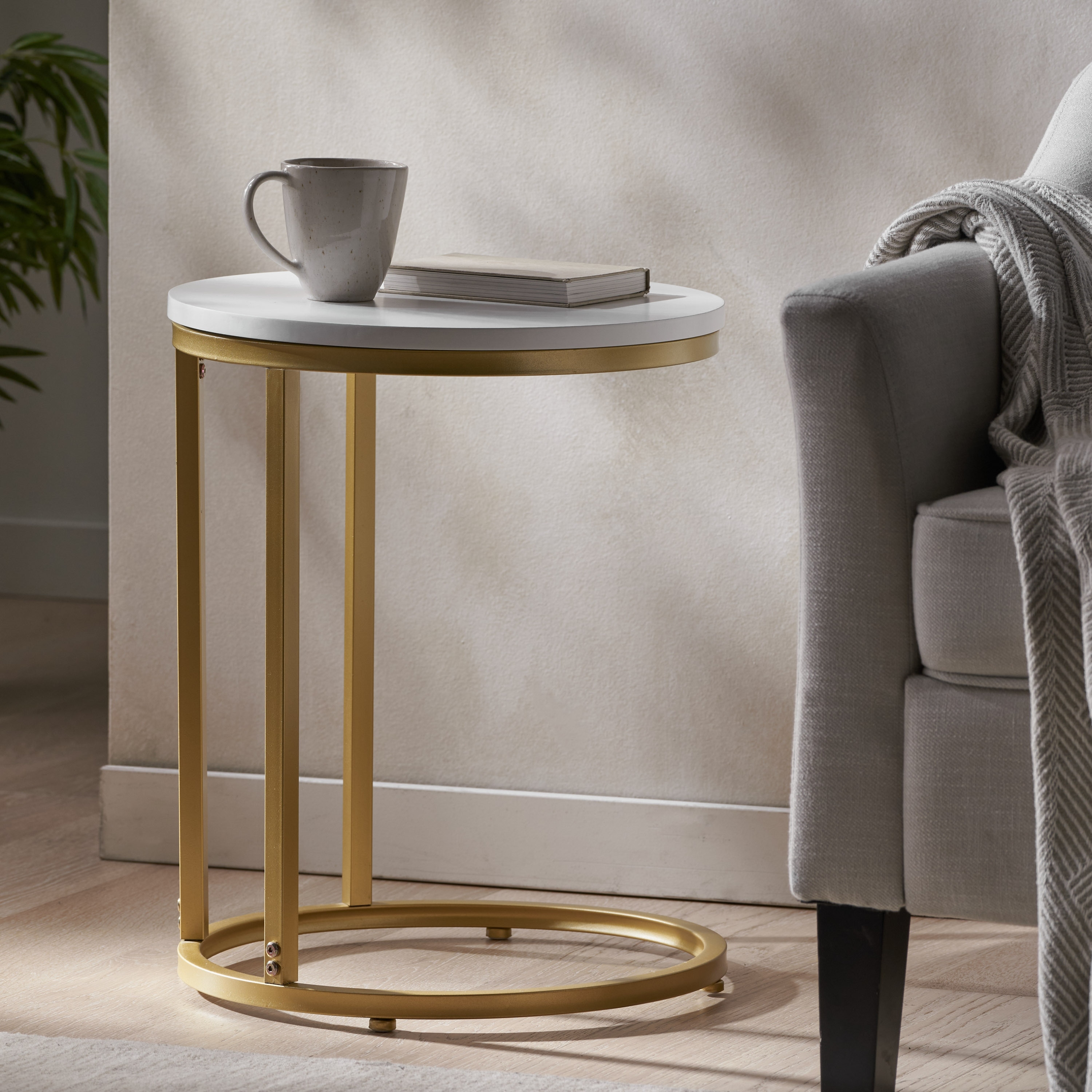 Roomfitters Round End Table with Metal Frame, Modern Accent Side Table for Living Room or Bedroom, Gold + White
