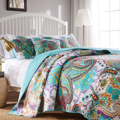 The Curated Nomad Horsdal Oversized Reversible Cotton Quilt Set