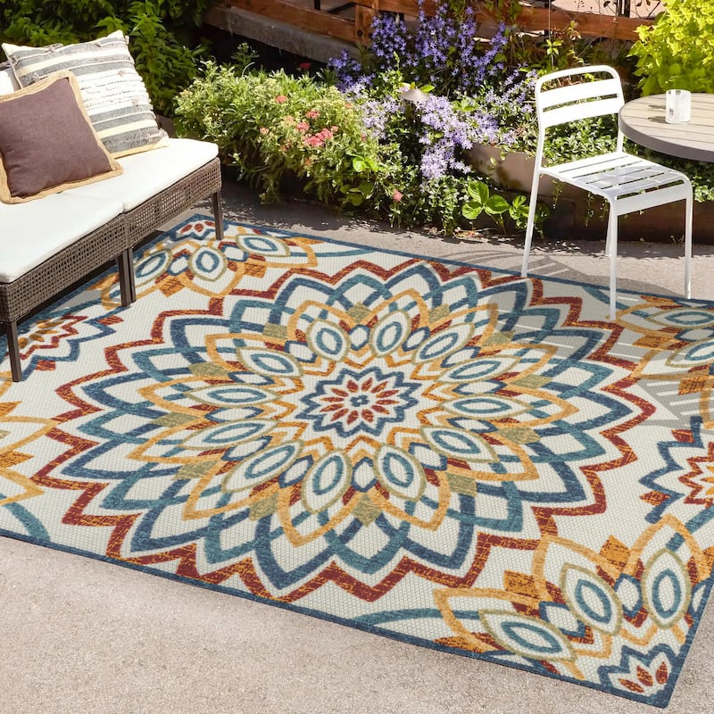 JONATHAN Y Cetara Abstract Bold Mandala High-Low Indoor/Outdoor Area Rug
