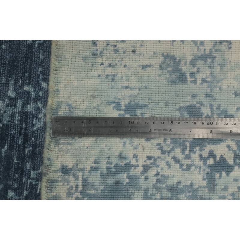 Hand-knotted Modern Silk Blue Abstract Oriental Area Rug - 8' 0'' X 5' 2''