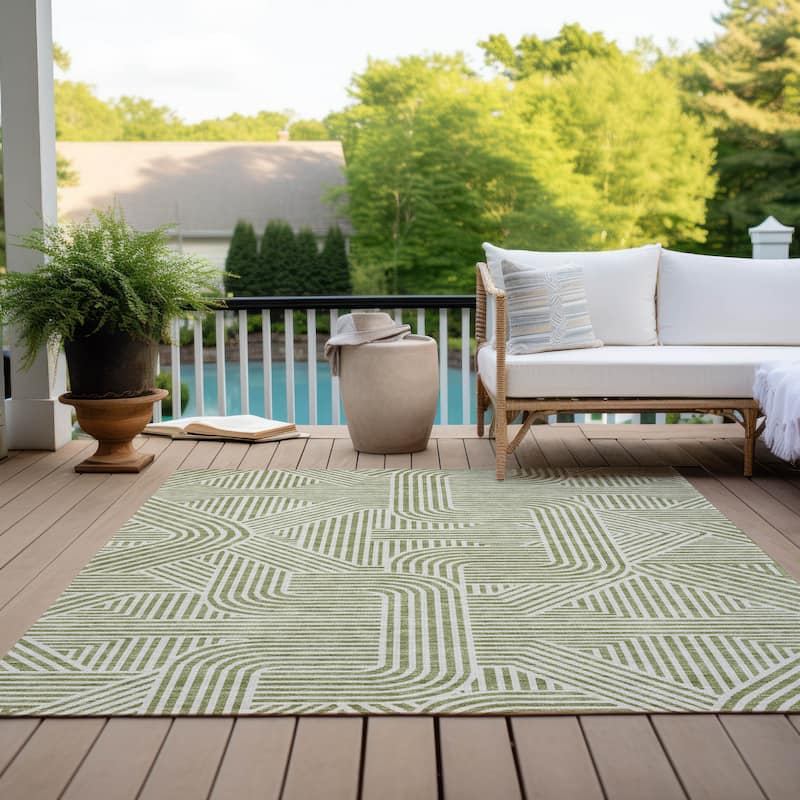 Machine Washable Indoor/ Outdoor Chantille Contemporary Geo Rug