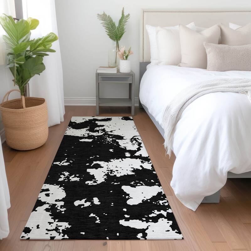 Premium Washable Super Soft Absstract Contempo Mayfield Rug - Black - 2'3" x 7'6"