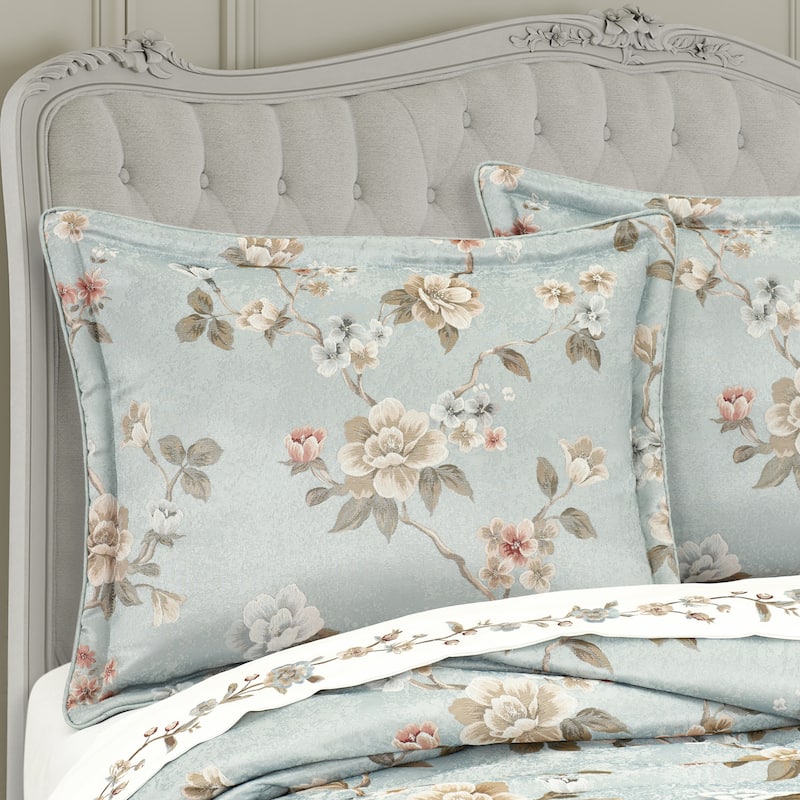 Prestige Comforter Set