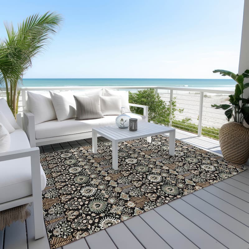 Machine Washable Indoor/ Outdoor Traditional Xander Chantille Rug
