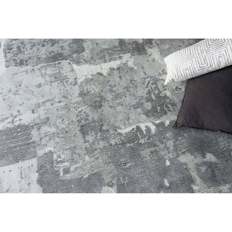 Papyrus Gray Wool/Bamboo Silk handloomed Area Rug