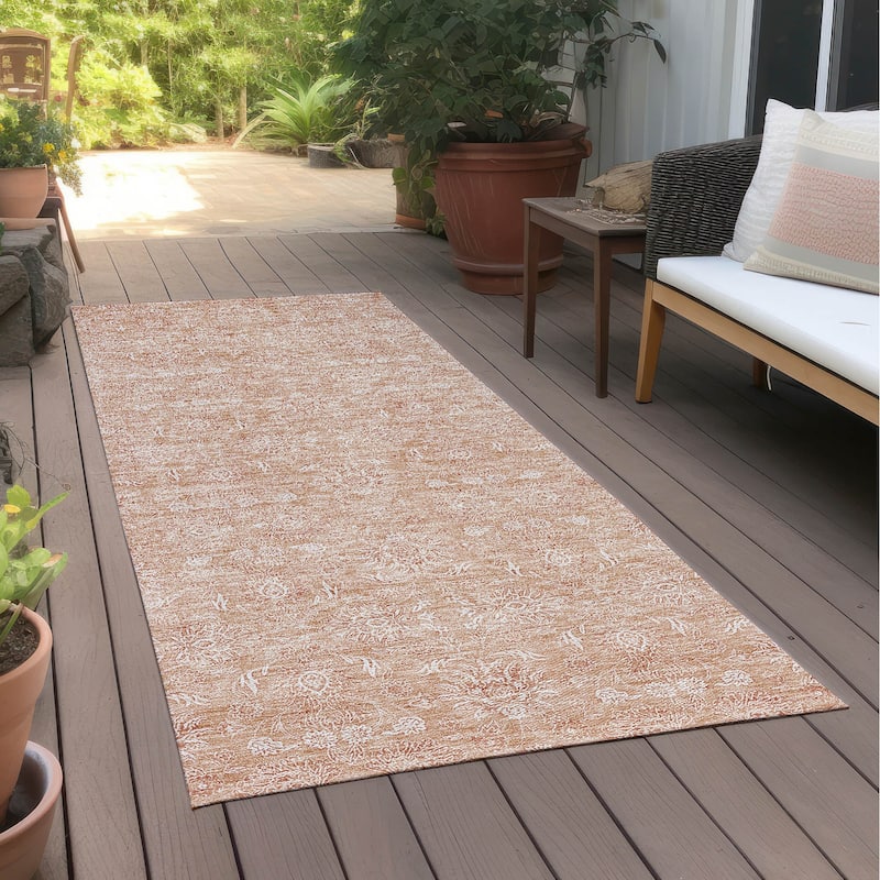 Machine Washable Indoor/ Outdoor Chantille Traditional Floral Rug