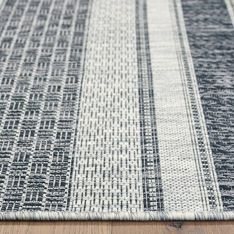 Sevita Banded Heather Indoor/Outdoor Rug