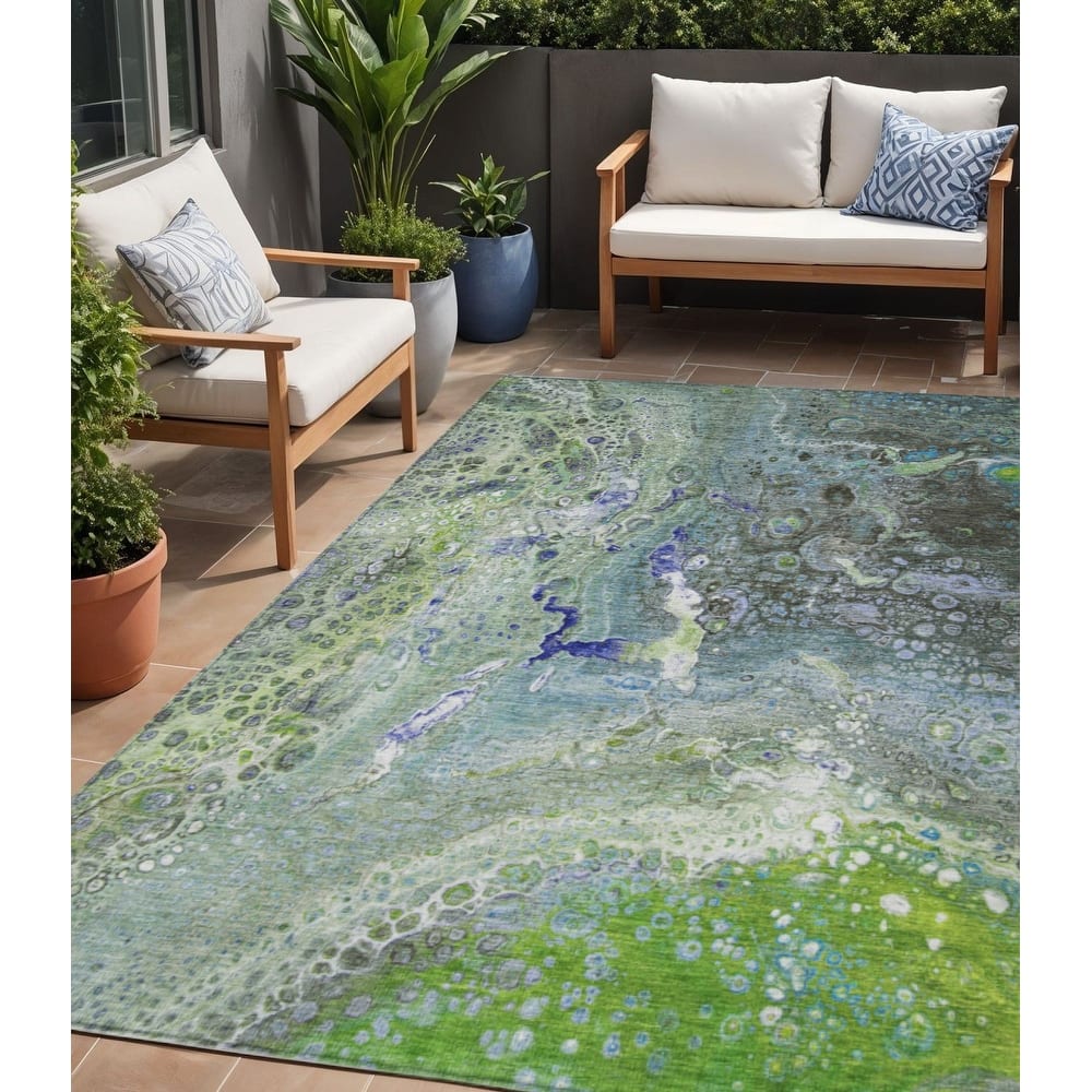 HomeRoots Abstract Contemporary Rectangle Outdoor Rug