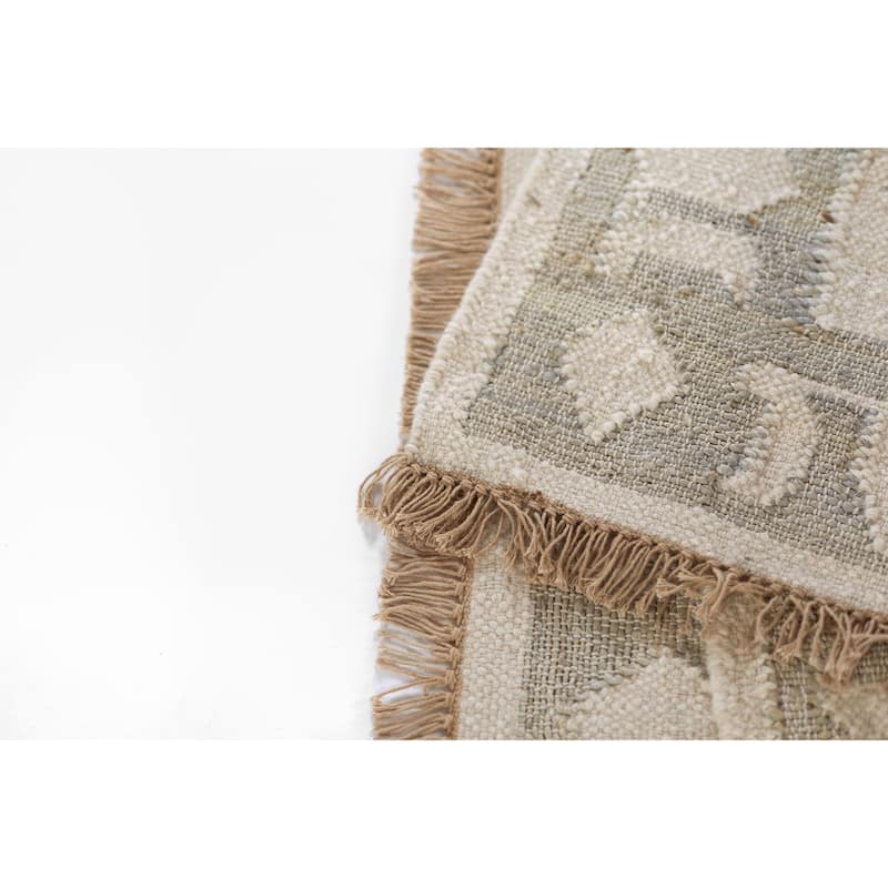 Momeni Nirvana Hand Woven Wool and Jute Medallion Area Rug