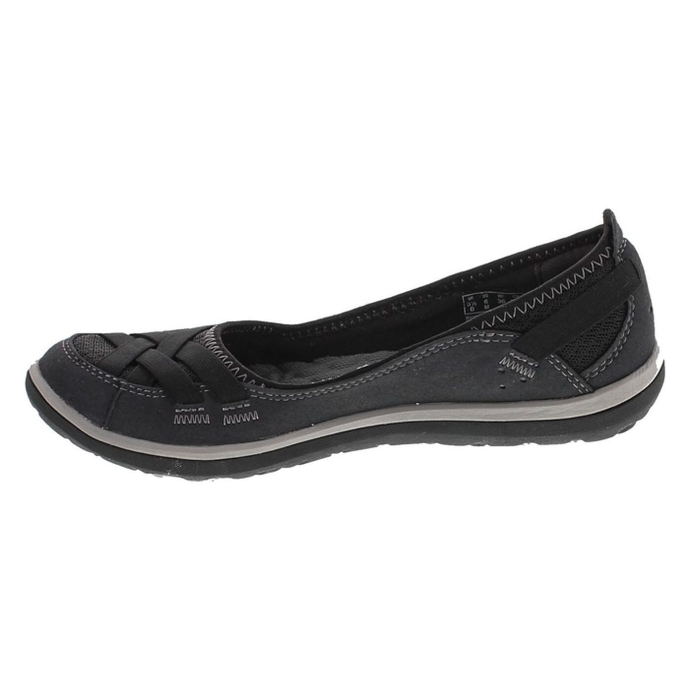 clarks aria pump flat