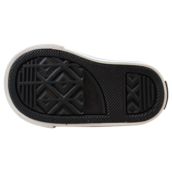 chuck taylor all star winter first steps