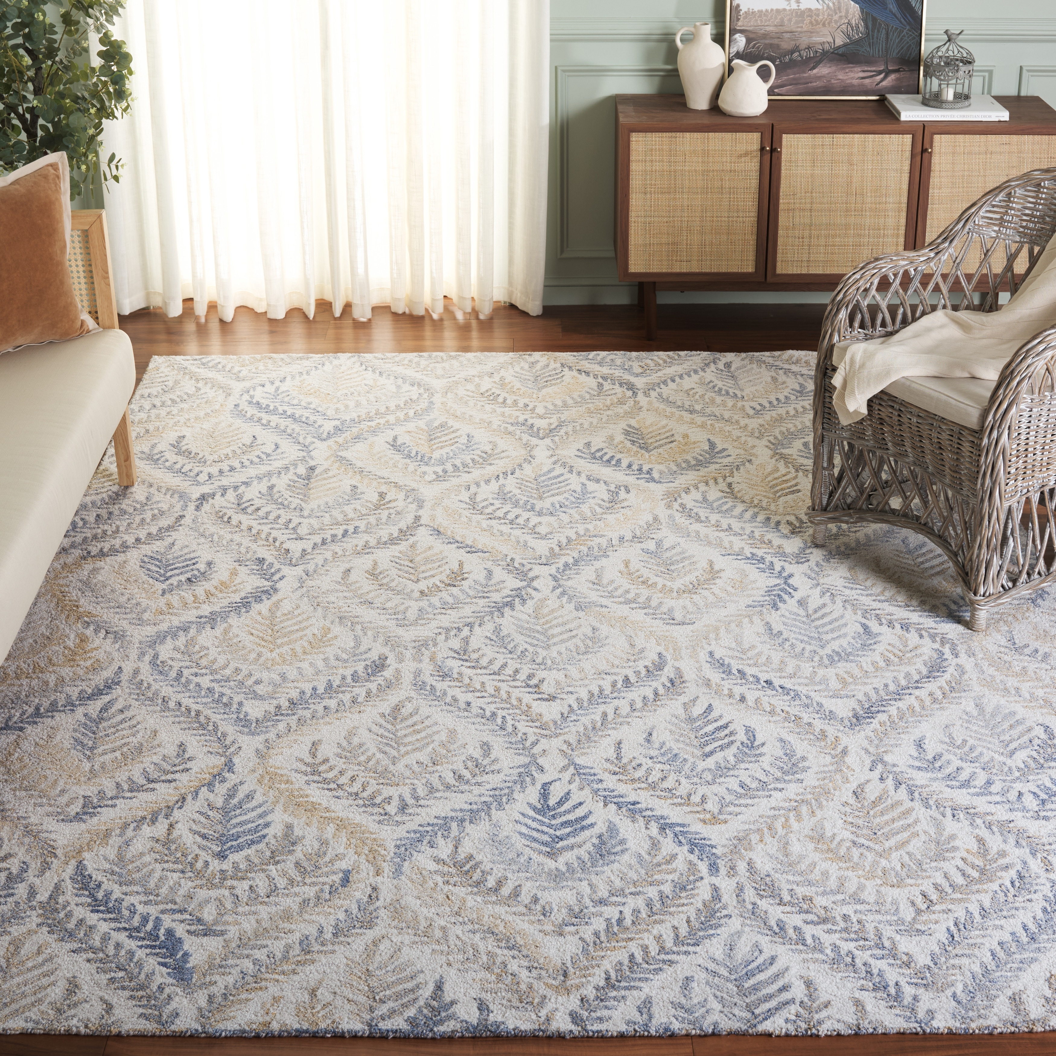 SAFAVIEH Handmade Renewal Saviana Rug
