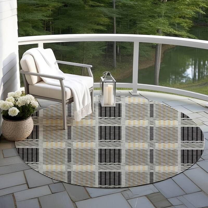 Machine Washable Indoor/ Outdoor Geometric Stripe Chantille Rug - Gray - 8' x 8'