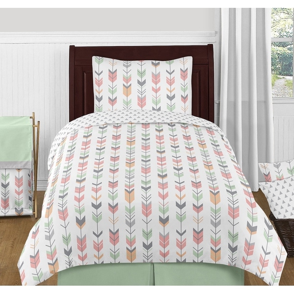 Girls top twin bedspread