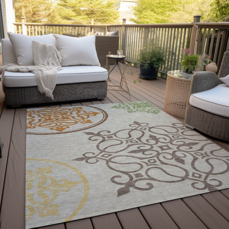 Machine Washable Indoor/ Outdoor Chantille Bold Medallions Rug