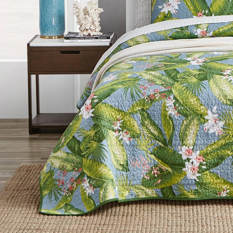Tommy Bahama Aregada Dock Tropical Foliage Soft Textured Quilt (Blue, 3 Piece Set)