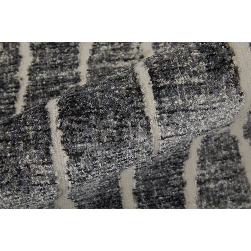 Grand Bazaar Kiba Machine Made Abstract Transitional Area Rug