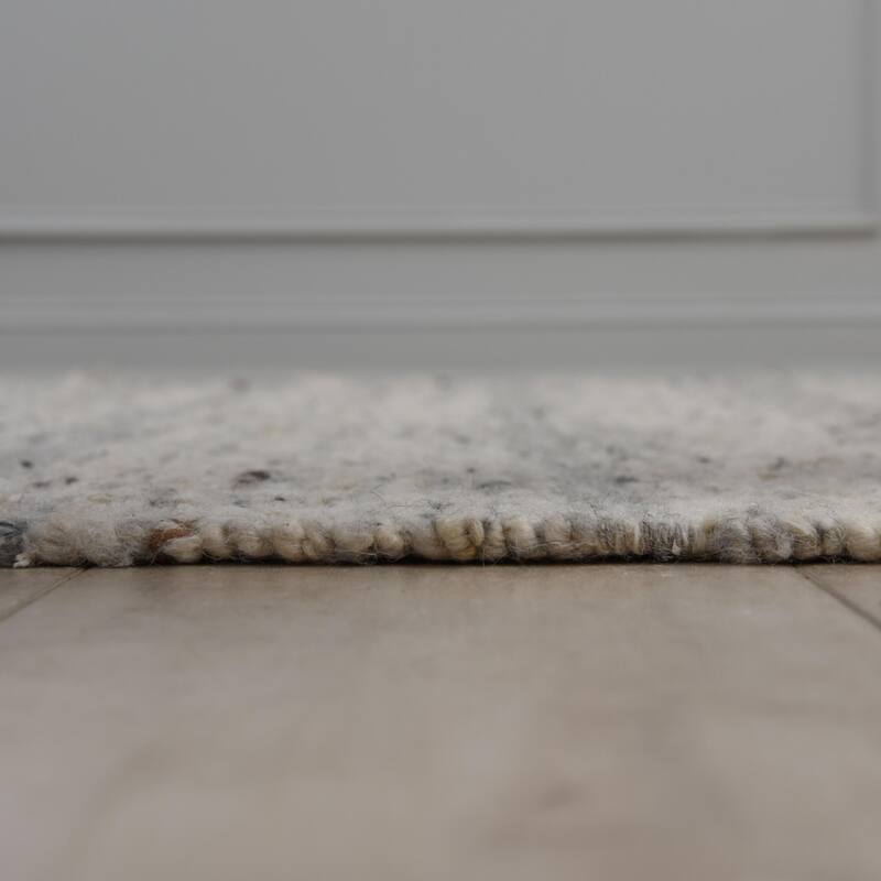 Alora Decor Everett Contemporary Heathered Stripe Area Rug