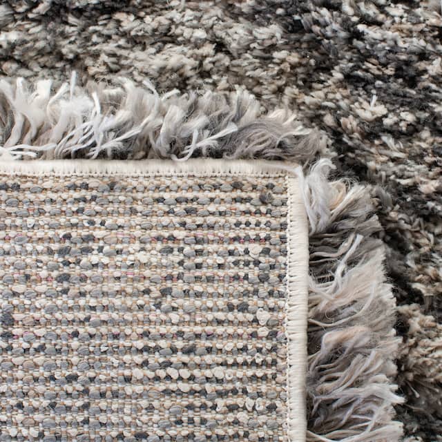 SAFAVIEH Iceland Shag Lotte Flokati 2.6-inch Thick Rug