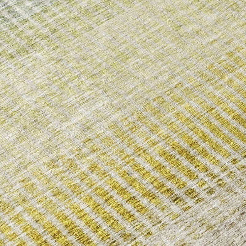 Machine Washable Indoor/ Outdoor Contemporary Stripes Chantille Rug