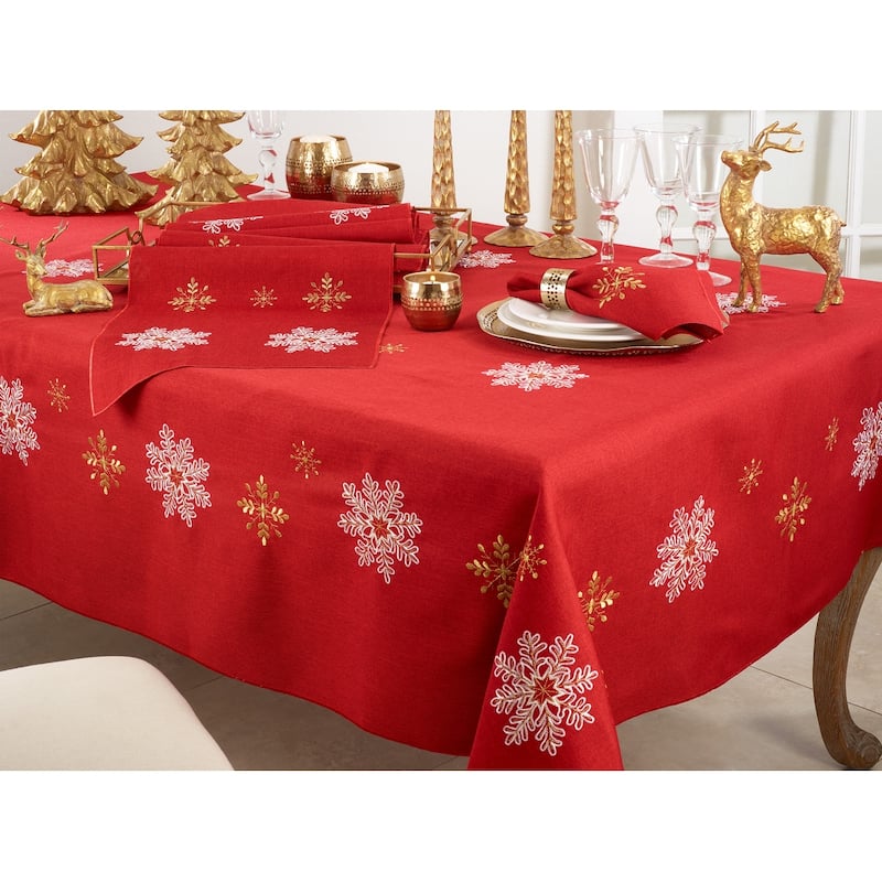 Table Runner With Snowflake Design