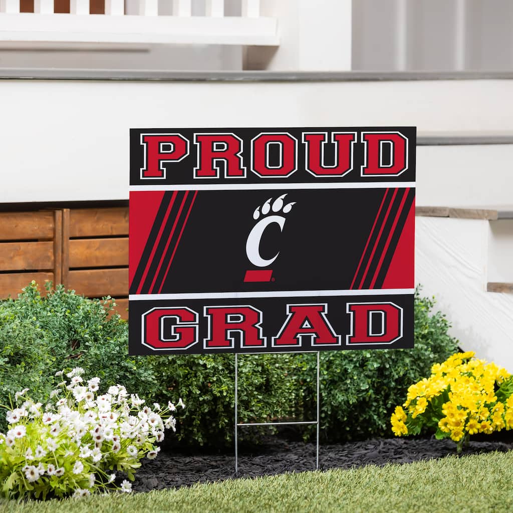 University of Cincinnati 24" x 18" Graduation Coroplast Outdoor Yard Sign