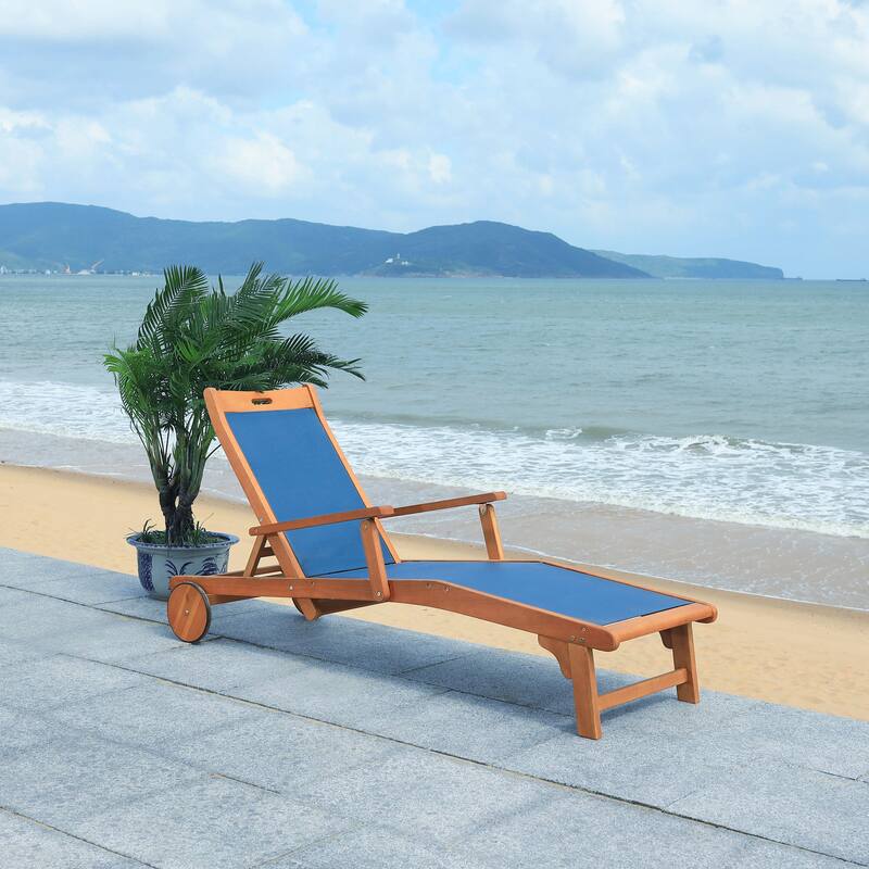 SAFAVIEH Outdoor Linie Sunlounger with Wheels - 25Wx36Dx71H
