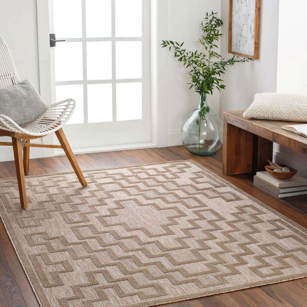 Livabliss San Diego Indoor/ Outdoor Geometric Area Rug