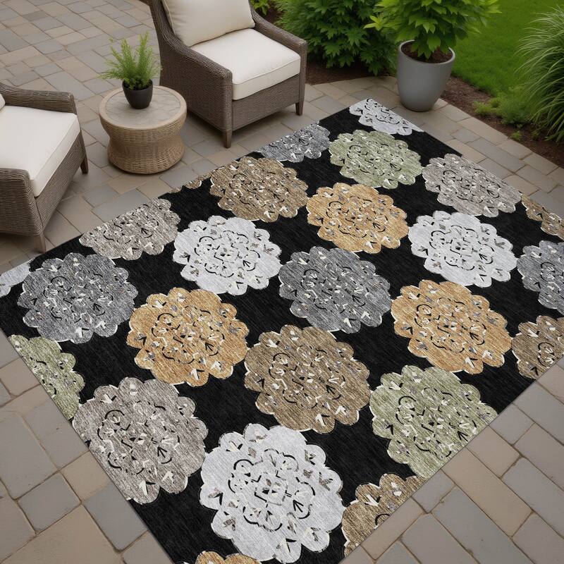 Machine Washable Indoor/ Outdoor Global Motif Chantille Rug - Black - 9' x 12'