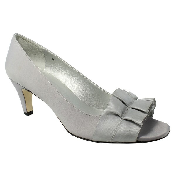 vaneli silver sandals