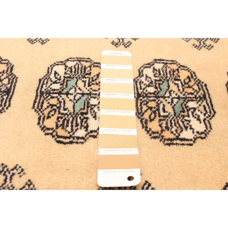 ECARPETGALLERY Hand-knotted Finest Peshawar Bokhara Beige Wool Rug - 2'7 x 10'1